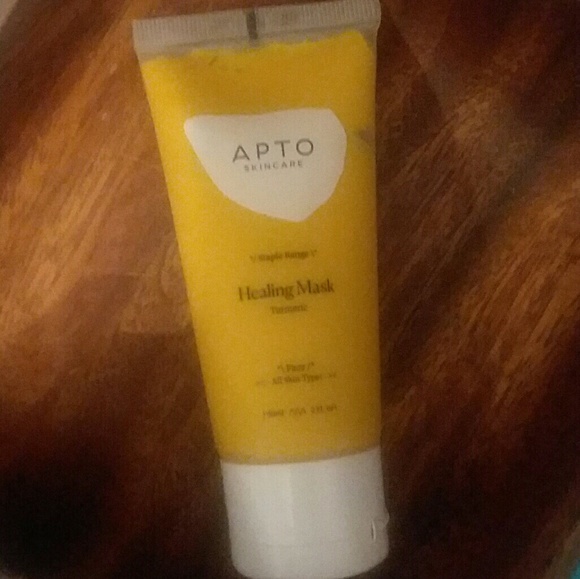 APTO Skincare Tumeric Rinse-Off Mask - Picture 2 of 3